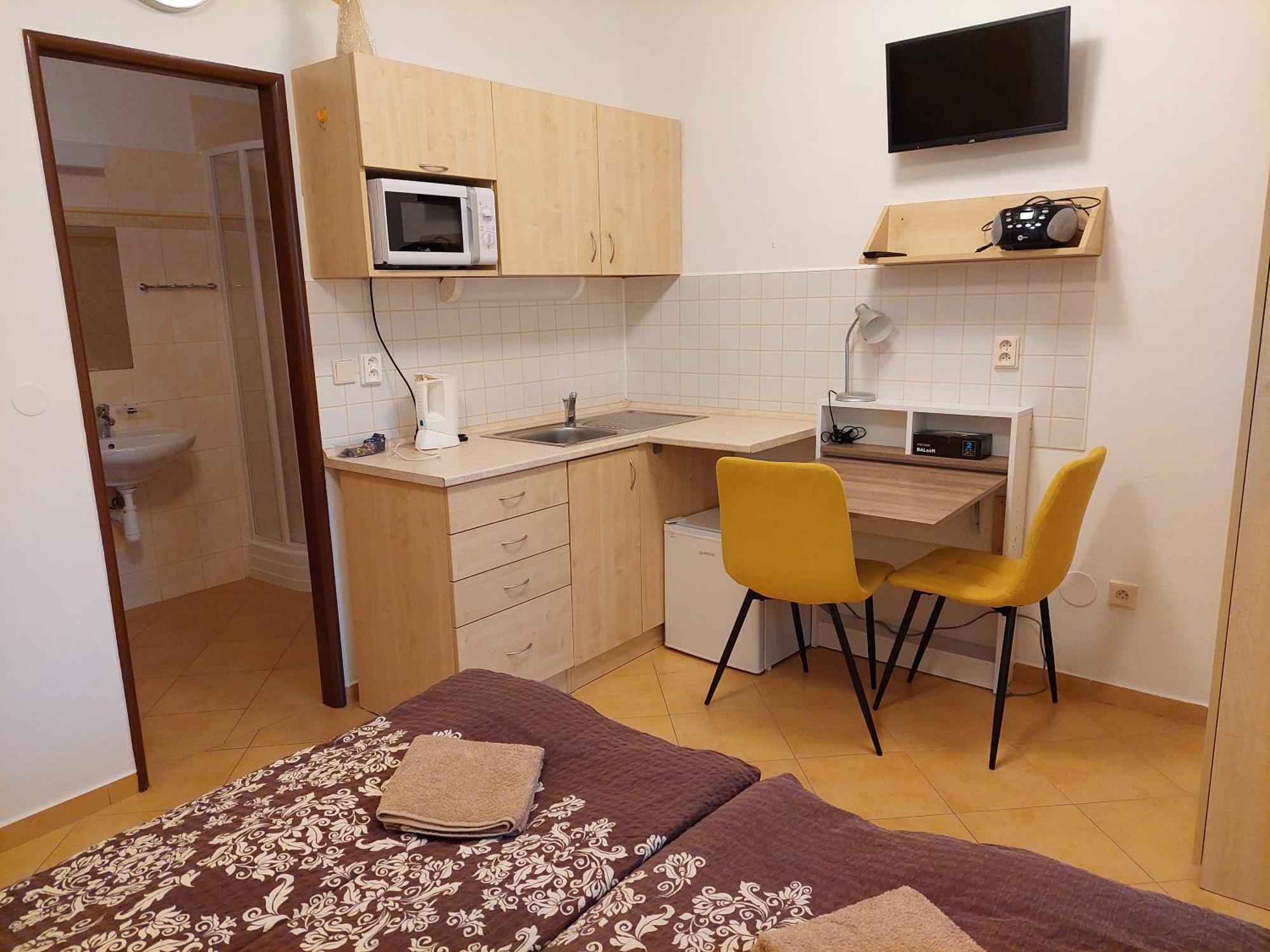 Hamry Apartment *